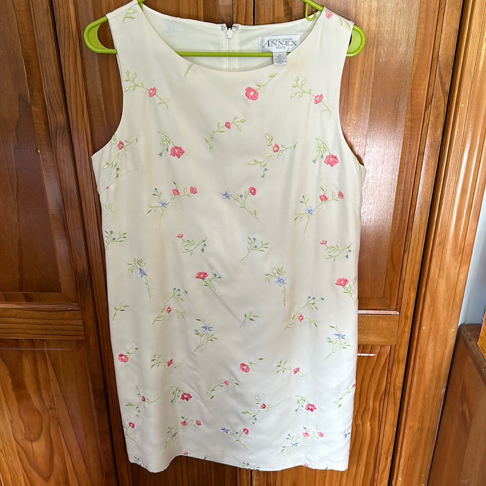 Light cream dress with embroidery